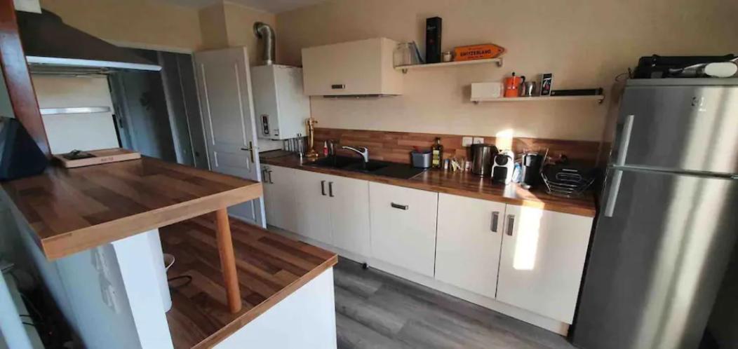 Tichnich Appartement - 2 Bedrooms - 1 Min Away From Train Station 안마스 외부 사진